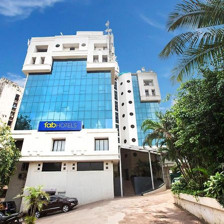 Fabhotel Savoy Suites Mumbai Airport Esterno foto
