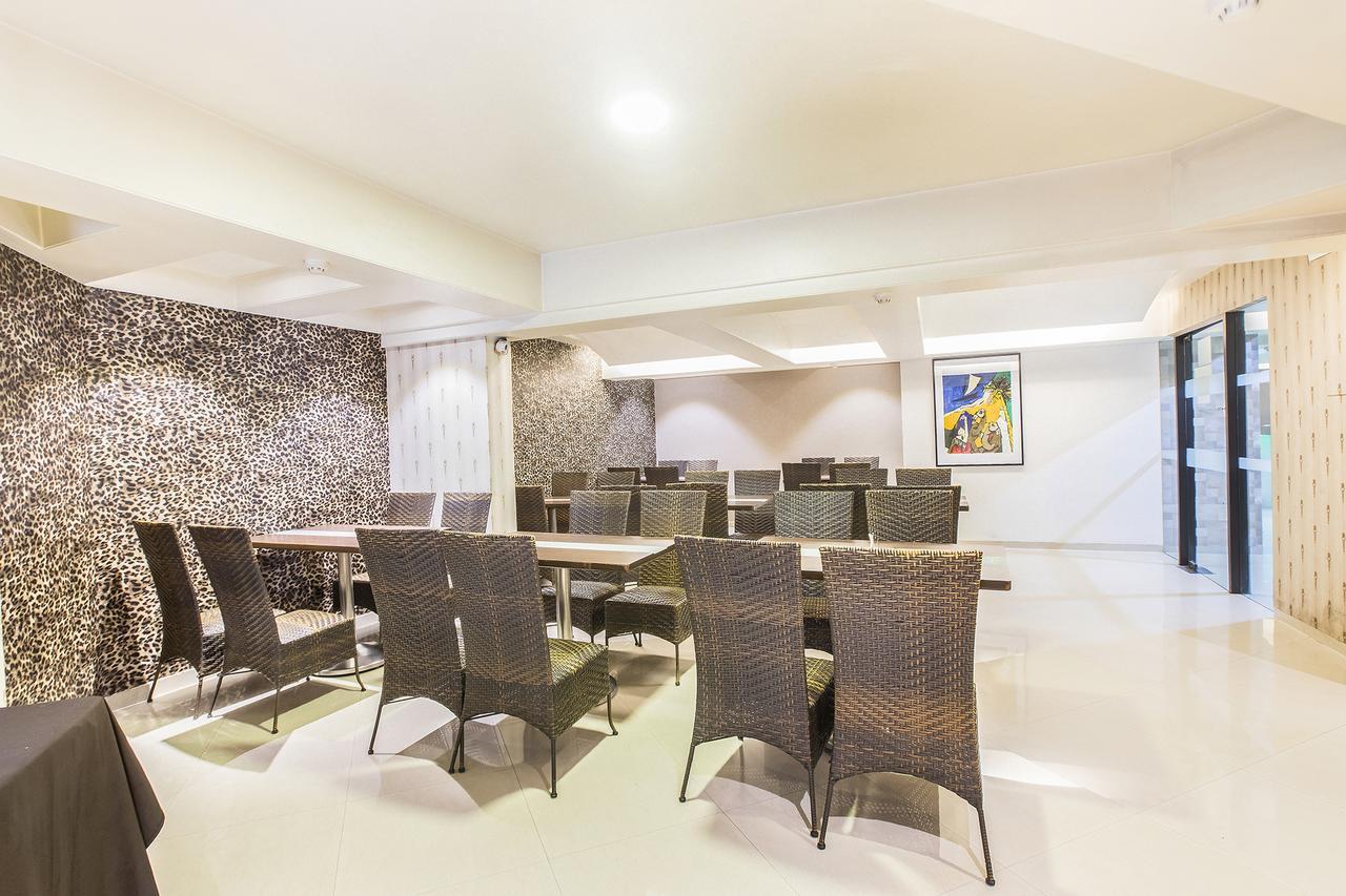 Fabhotel Savoy Suites Mumbai Airport Esterno foto